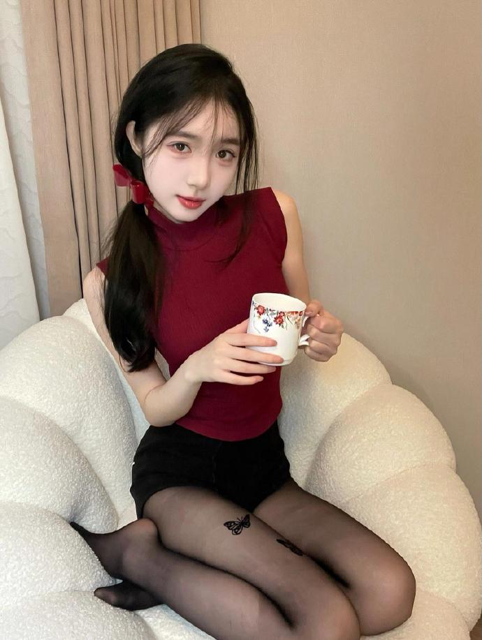 与凤行 封面